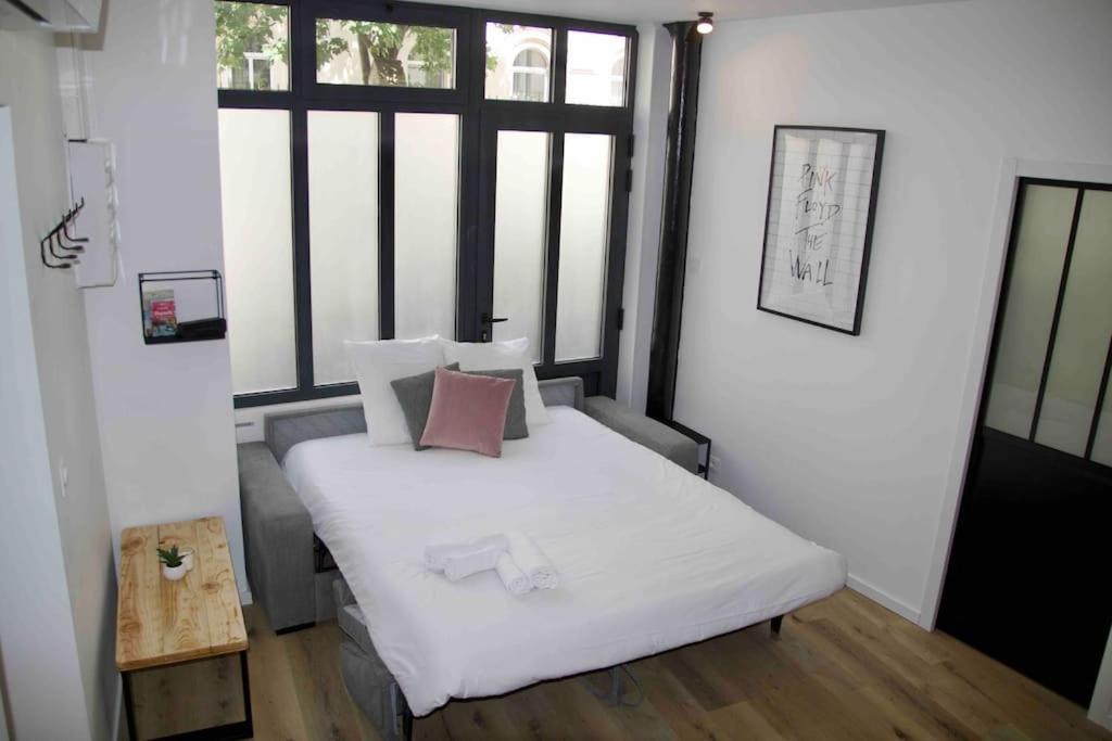 Appartement Another Brick In The In Sleeps 9 Parijs